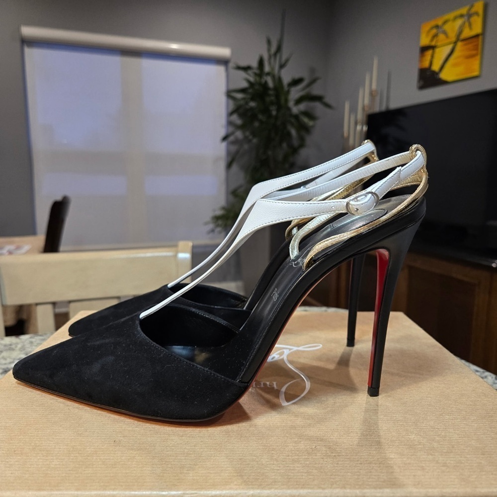 NEW Christian Louboutin Athina Black Suede and White Leather Heels 100mm Size 39